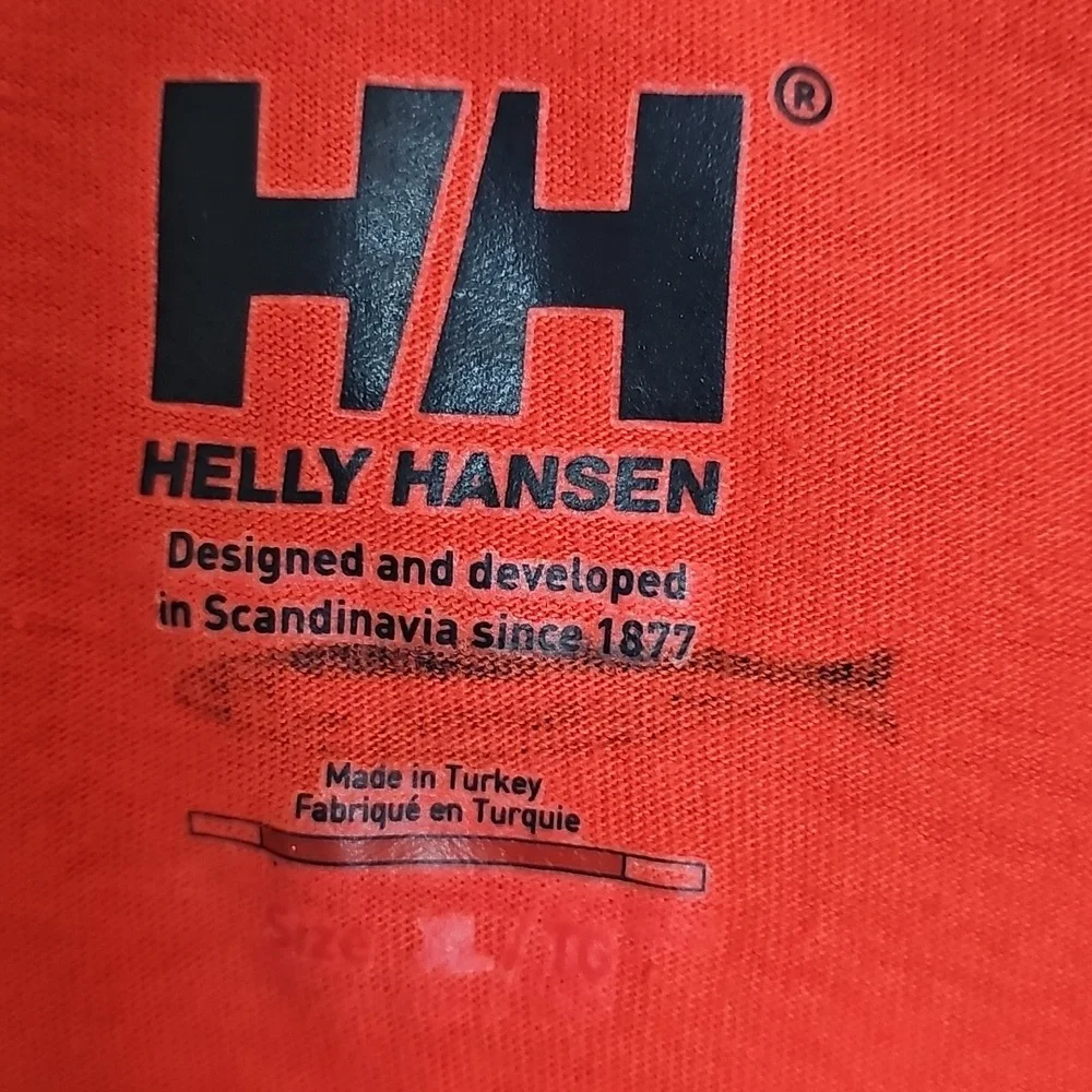 Helly Hansen Red Short-Sleeve Polo with Micro Fish Print - Picture 5 of 6